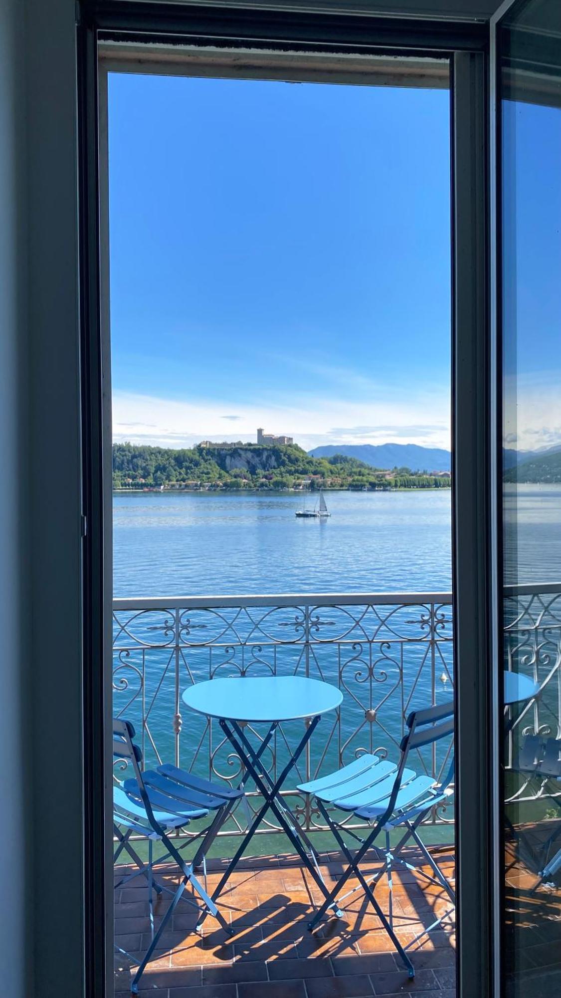 Fwl Romance On The Lake - Panorama Arona Bagian luar foto